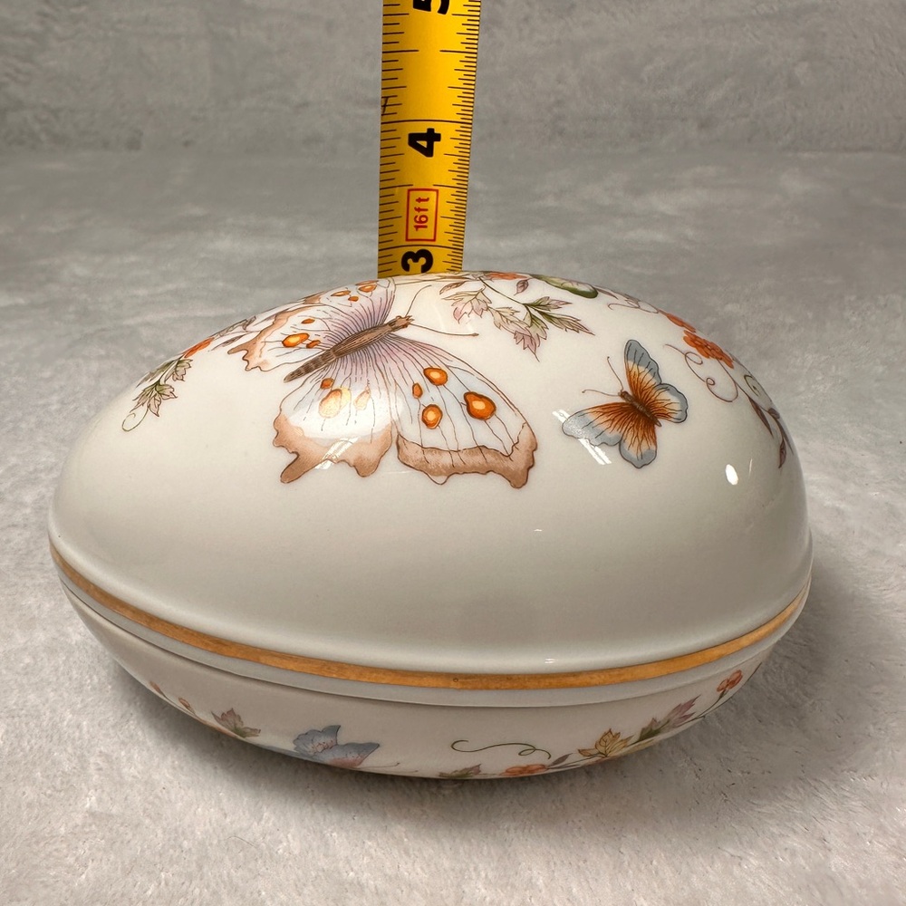 Vintage 2 Avon Butterfly Fantasy Porcelain Treasure Eggs 22K Trim 1974 Japan - Picture 13 of 14